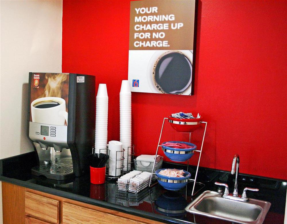 Motel 6-Columbus, Oh - West Interior photo